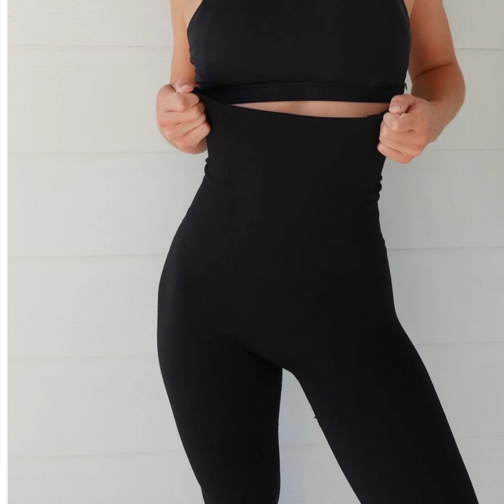 Enhance Active Shape Wear Leggings